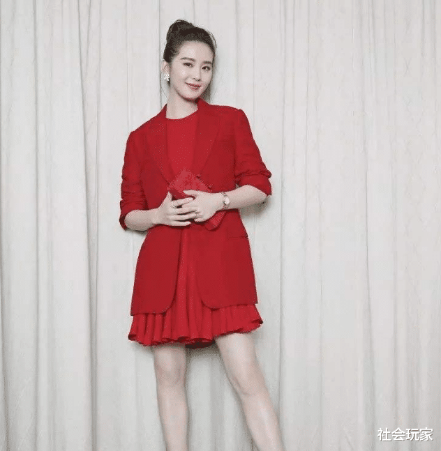 「廖凡」刘诗诗与好莱坞女星合影,气场被碾压,网友:直接被秒杀