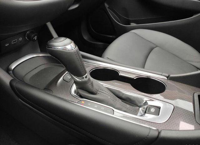 大众迈腾|开完迈锐宝XL，再买大众迈腾，谁级别高？车主道出差距