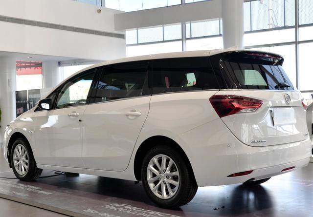 动力|全新别克GL6曝光：内饰双连屏+四缸动力，这MPV售价合理将逆袭！