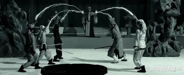 『徐克』李连杰、程小东离开后，徐克策划了一部武侠经典，却只上映了8天