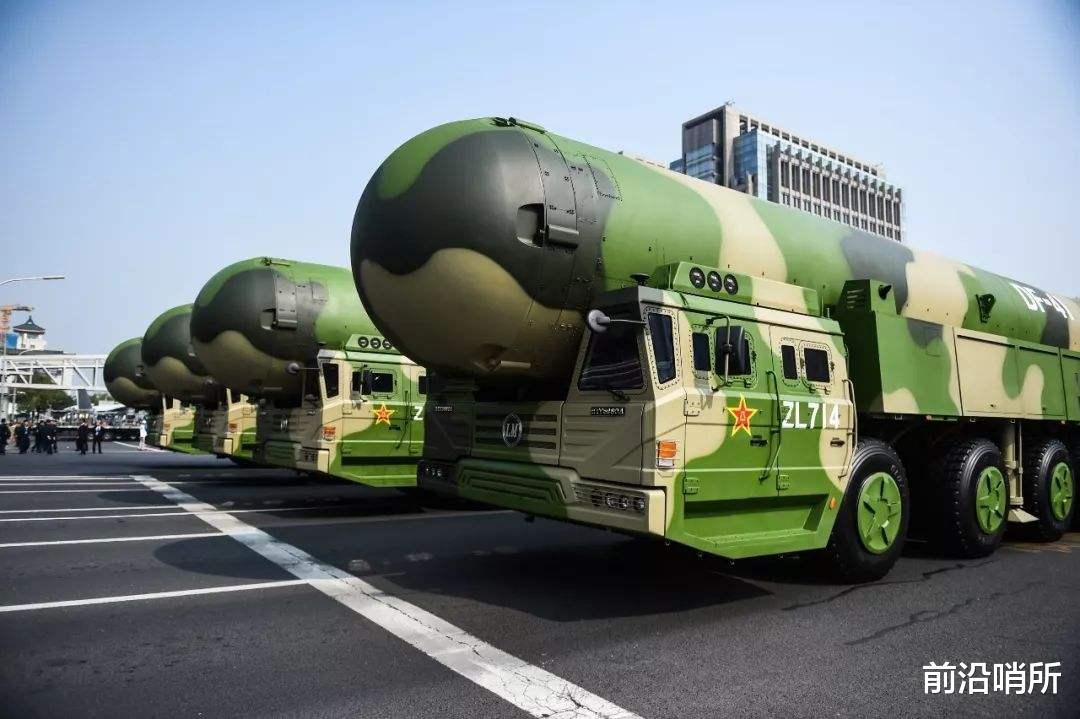 『核武器』面对美挑衅,中国核力量够吗?专家:虽少,能把美“打亡国”就够