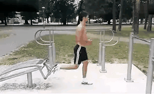 深蹲|腿部训练能给我们带来哪些好处?一组户外腿部训练让你的腿更美