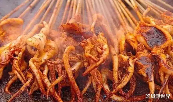 『烧烤』吃烧烤时，这4样聪明人从不会点，老板：内行人的眼睛就是毒！