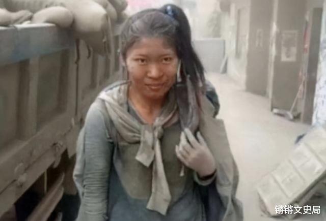 锵锵文史局|火遍全网的水泥妹，卖惨背后，住洋房开千万豪车