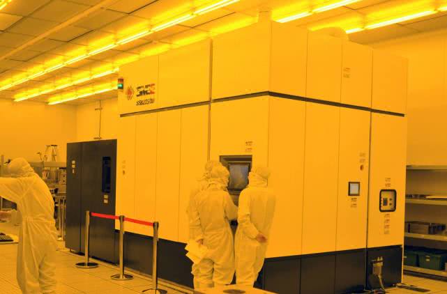 #芯片#我国突破2nm芯片瓶颈，并成功掌握设计技术，但却被光刻机卡住