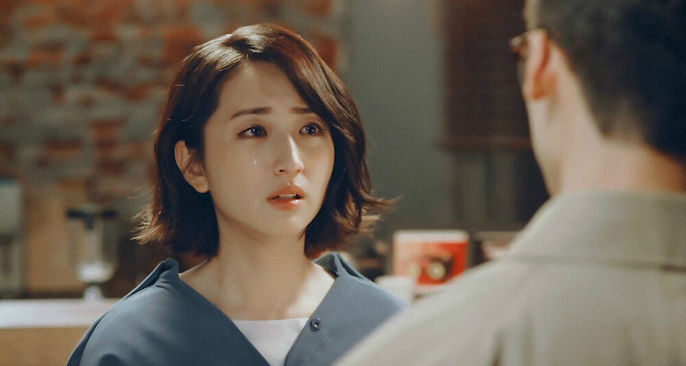 短发▲周冬雨成过去式，柯佳嬿变“换发型如换脸”新代表，同款短发爆红