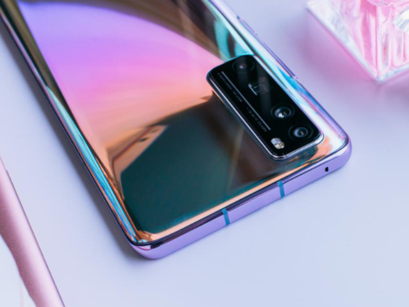 CPU|华为nova8系列旗舰曝光，或无缘麒麟处理器，全系由天玑处理器替代！