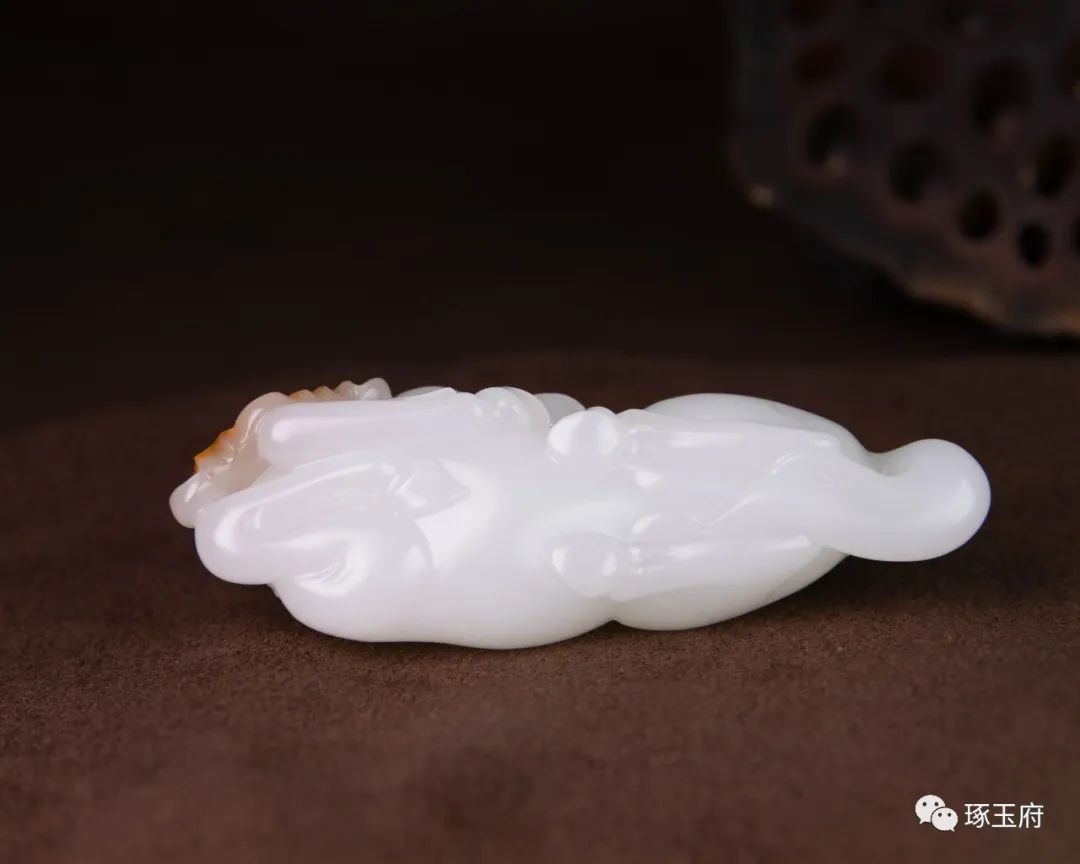 师父|你的和田玉到底值不值钱？全由这15个字决定！