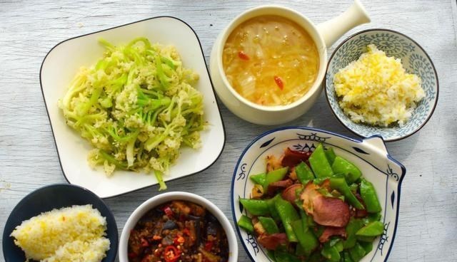 ##我家午饭从不叫外卖,简单一做就很丰富,6天不重样,营养好吃