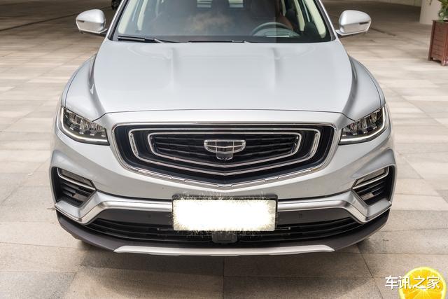 吉利博越■李书福又赢了!吉利的新“PRO”比奥迪Q3还好看,内饰堪比豪华机舱