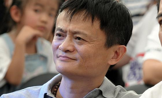 「支付宝」马云放弃400亿给美国人,让支付宝脱离阿里,成功换回上万亿