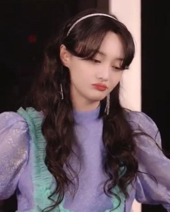 郑爽|直播事故！她真的应该去看心理医生了？