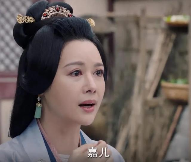 锦绣未央|又抄袭？李沁《锦绣南歌》多处撞梗《锦绣未央》，网友：以为翻拍
