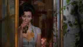 #袁咏仪#51岁邱淑贞和48岁袁咏仪同框美如画：这才是香港女星颜值巅峰！