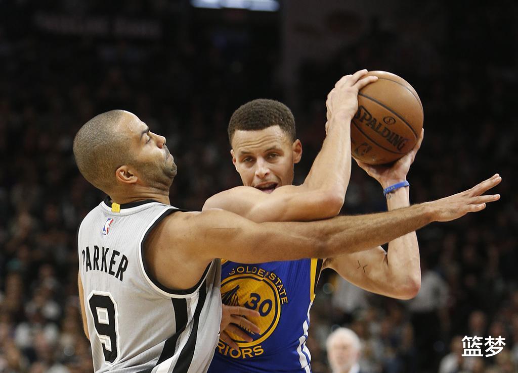 斯蒂芬·库里|13年马刺淘汰勇士，库里哭了，汤神哭了，波波赛后紧紧抱住库里