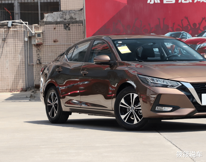 「日产轩逸」当之无愧的“霸主”,5月狂甩45283台,油耗4.9L,满足国六排放