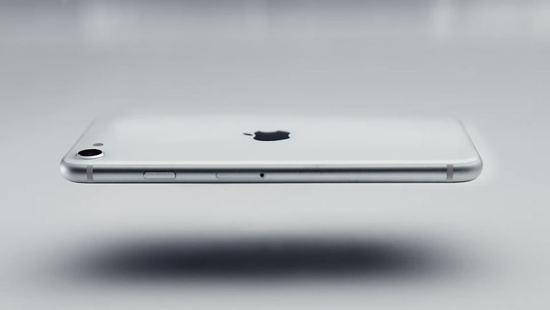 iPhone SE|苹果新品iPhone SE发布，和手机一起火的还有简到极致的宣传文案！