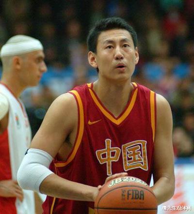 「李楠」CBA历史上命中1000个三分球的球员,前三名都是谁?