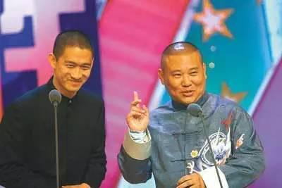 曹云金：当初背叛郭德纲，逼师娘下跪的“逆徒”曹云金，现在过得还好吗？