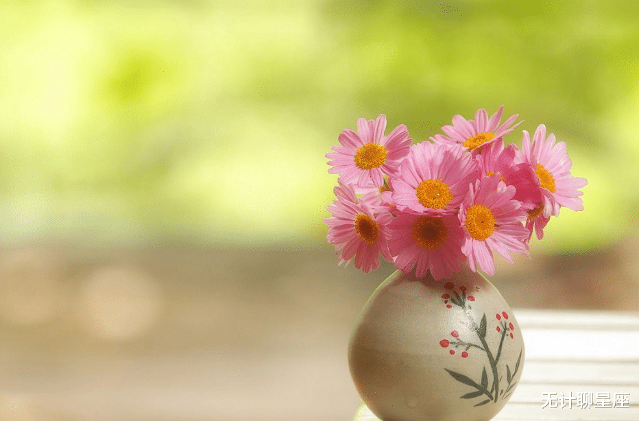 旧爱|九月份，最容易坠入爱河的4个星座，桃花不断，爱意满满