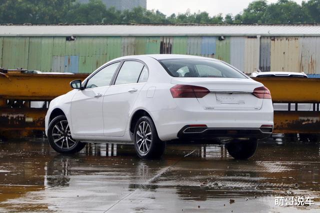 国产车|超越桑塔纳的国产车，成6万元家轿新主宰，月销1.7万辆，好养耐开