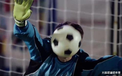 中超|中超昨晚奇葩一幕,23岁新星引众怒,解说怒斥:换别的职业吧