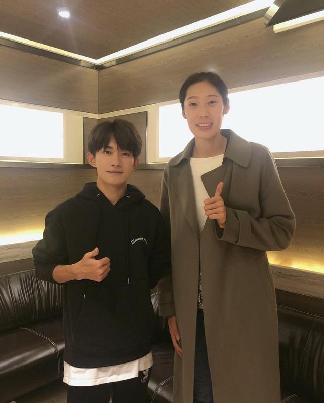 惠若琪@惠若琪和肖战、黄景瑜同框，张常宁和王一博合影！身高差十分明显