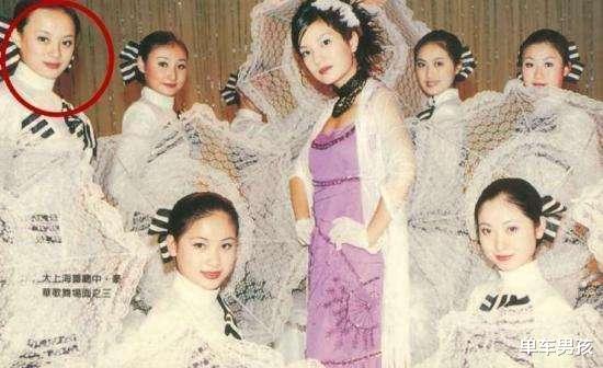 春晚|曾经登上春晚舞台四次，怀了师父的孩子，忍痛堕胎后至今单身！