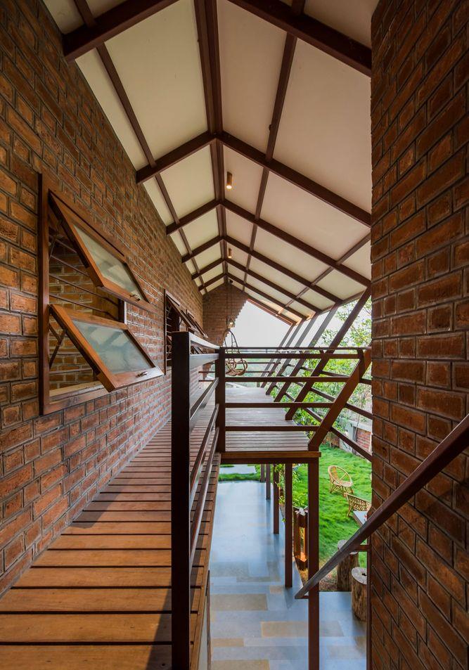 「」余生，我也想有套带院子的房子，养花种草晒太阳，尽情享受时光！