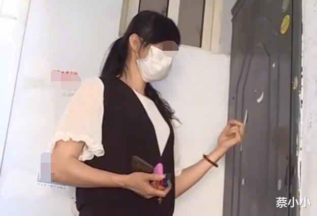 |邻居装修赔楼下3000，砸地板被索赔6万？男业主：保她一辈子合理么