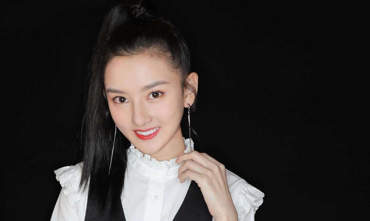 『护肤』女生这个部位若是“受伤”，那不仅皮肤不好，还很容易变老！