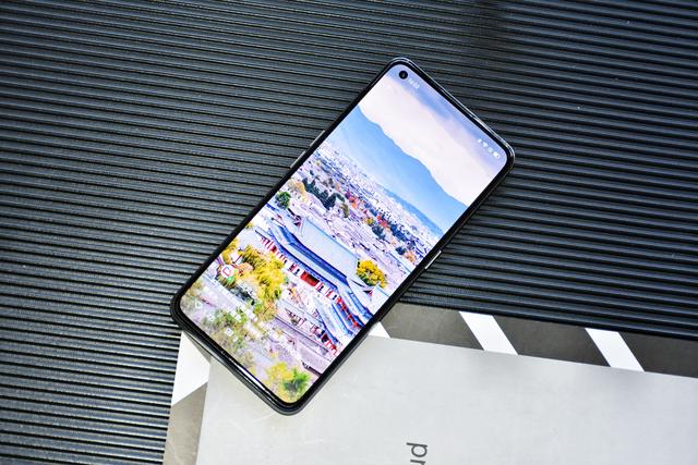 亚马逊|5G下半场的代表作之一，realme X7 Pro极致体验