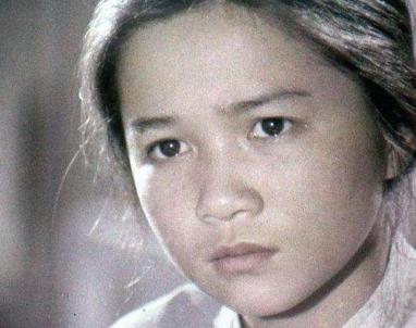 蔡明|从万人捧到被人嘲，整容整到认不出，蔡明退出春晚的真相是什么？