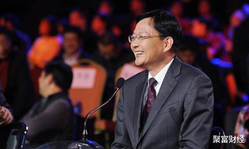 「李大霄」上证再“登顶”3000点，“股神”李大霄表示有话说：有高估成分在