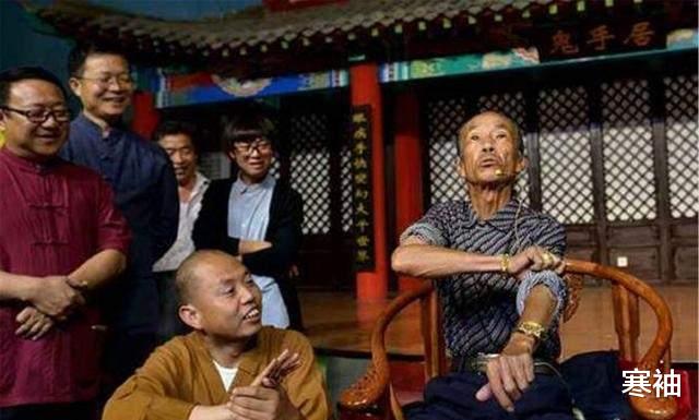 李嘉诚 “鬼手”王保合:年近70岁,用3个球2个碗,赢得李嘉诚4亿