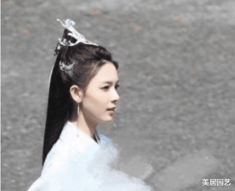 罗云熙：《皓衣行》开机，楚晚宁3套造型紫衣师尊最惊艳，看到薛蒙的龙城：稳了