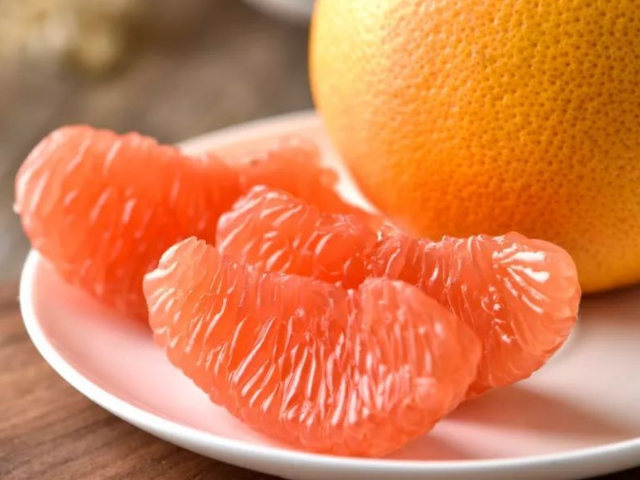 排毒▲湿气重的女人，尽量多吃这4物，排出湿气、瘦出小蛮腰