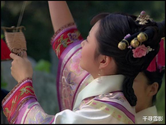 王艳|十位古装女子回眸的瞬间，王艳三角上榜，哪一个曾惊艳了你？