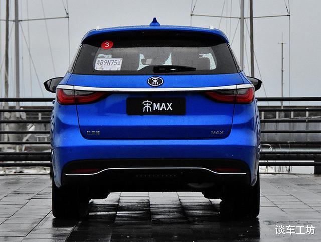 比亚迪宋max▲当年月销过万的比亚迪宋MAX，为何突然不香了？