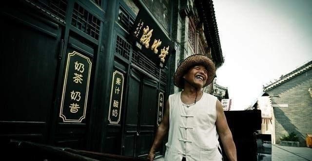 丹青解说 青年稻盛和夫被报复，反击吓退10个无赖，今创办2个世界500强公司