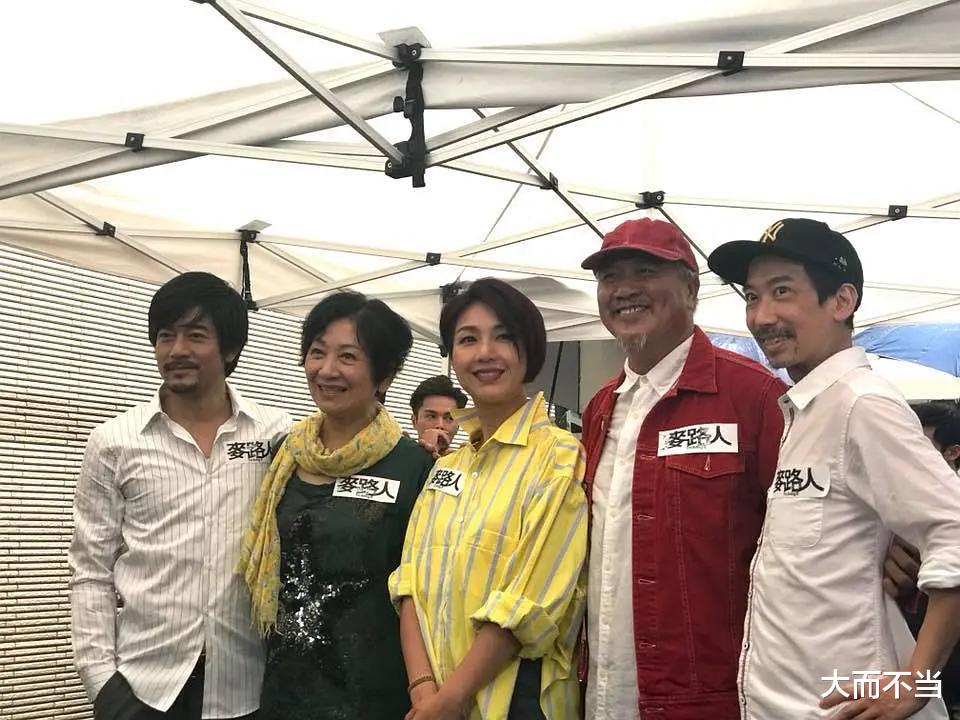 万梓良|万梓良这是怎么了？才63岁胡子花白头发稀疏，跟郭富城形同两代人