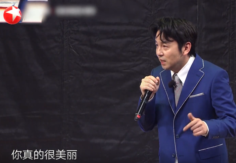 『郭京飞』郭京飞写歌表白雷佳音，四个字的歌词引热议：太伤人了！