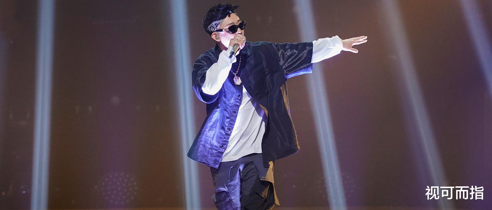 张艺兴|三次登上春晚舞台，如今又一连斩获四项大奖，张艺兴到底凭什么？