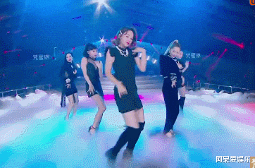 [张含韵]张含韵公投倒数第一 女团选秀现场没有男观众 这投票有何意义