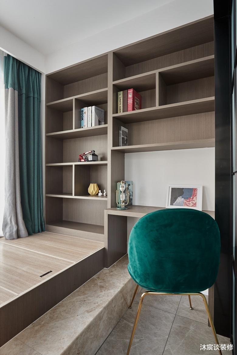 |越来越多人喜欢横厅，看完她家，发现不是一般的大气，简约又高级