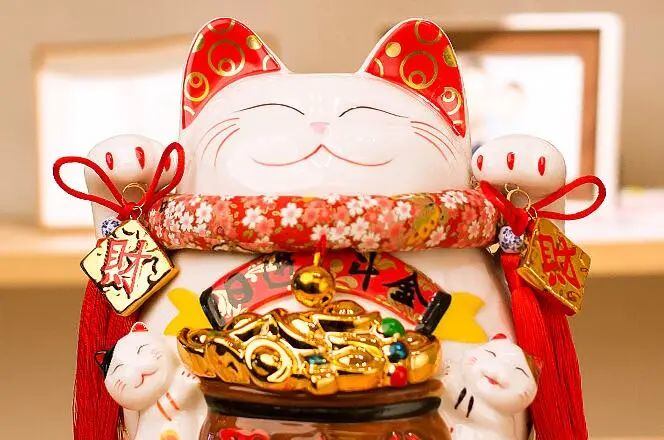 大旺|8月开始横财一路大旺，3大属相脚踏祥云，事业发达，求财得财