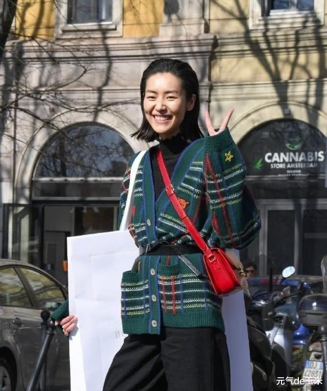 运动|常年涂口红与不涂口红究竟有何区别？一张图保你看得明明白白