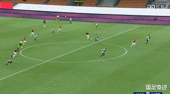 C罗|C罗又背锅?连续传球失误致尤文失球,西媒嘲讽:C罗想当梅西?