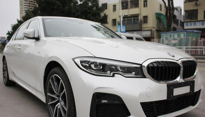 宝马3系▲开宝马3系的都是什么人？年薪30万开得起它吗？宝马3系的油耗大吗