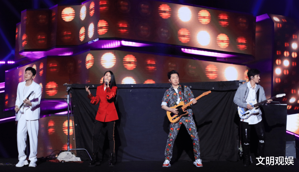 【中国好声音】《中国好声音》新一季来袭，总导演曝光两位导师阵容，收视率稳了